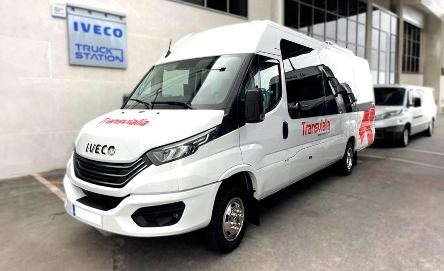 Autobuses Transvialia confía en UNVI e IVECO para la renovación de sus microbuses